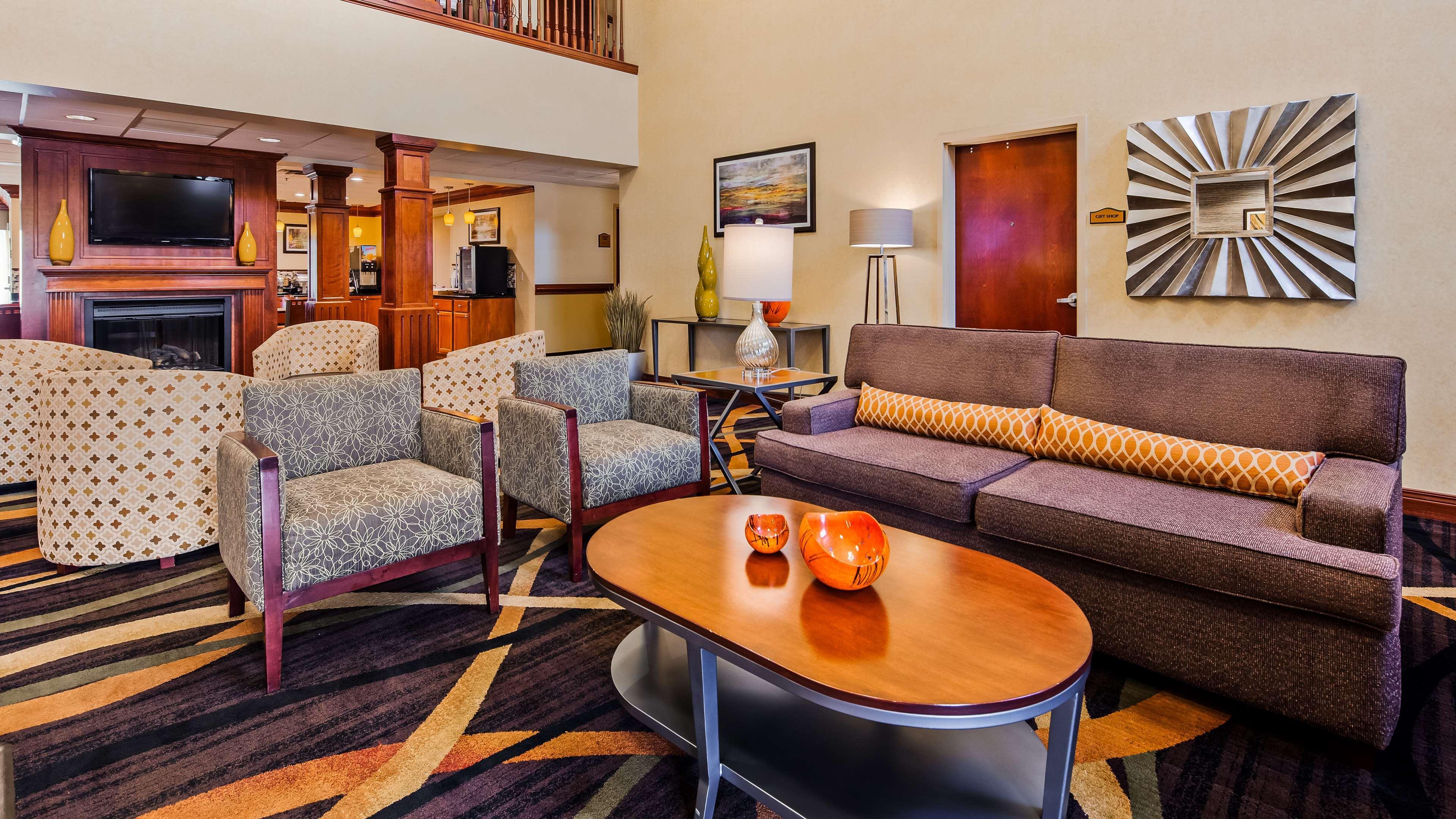 Best Western Plus Strawberry Inn&Suites Knoxville Exterior foto
