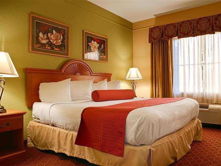 Best Western Plus Strawberry Inn&Suites Knoxville Exterior foto
